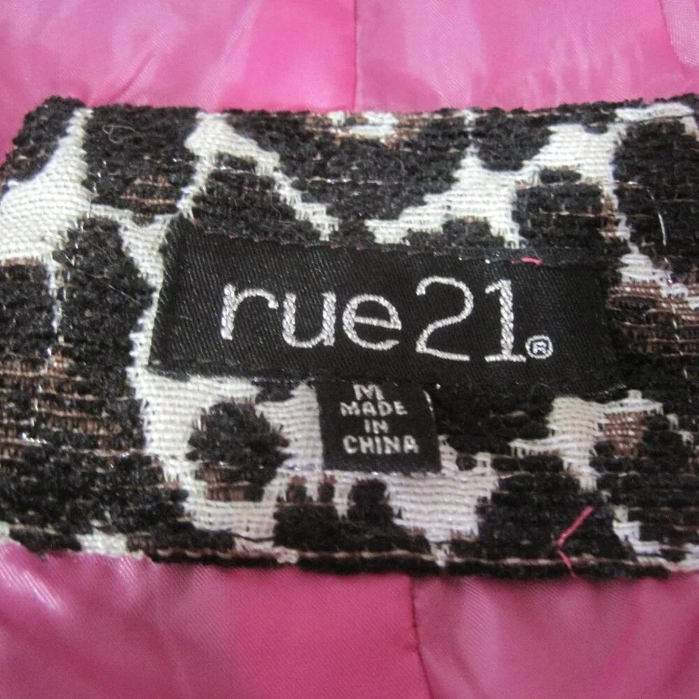 Rue21 Women’s Coat Size Medium Inner Pink with Leopard Print Polyester Lining